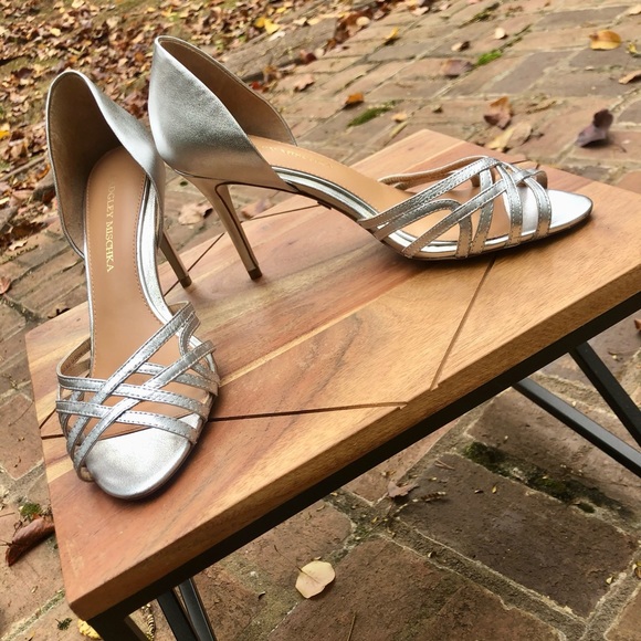 Badgley Mischka Silver High Heel Sandals | Size 8M - Picture 3 of 9